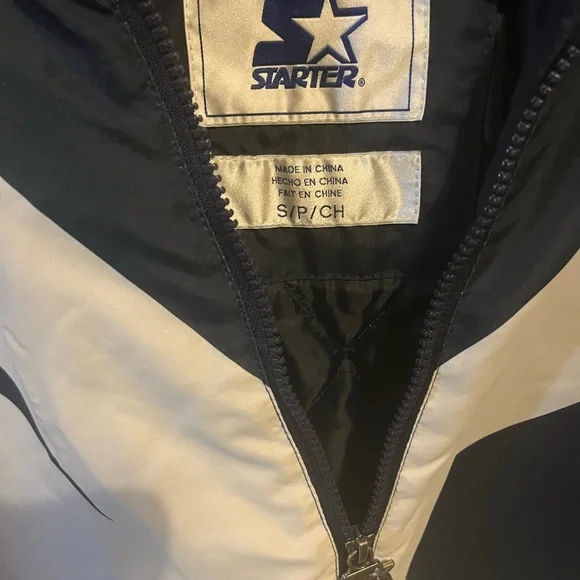 Starter Black and White Zip-Up Jacket - Picture 2 of 4